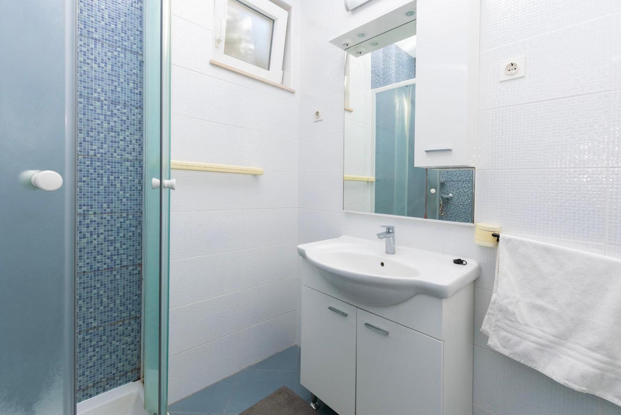 Apartments Ivo - Sea View; พิสัก ภายนอก รูปภาพ