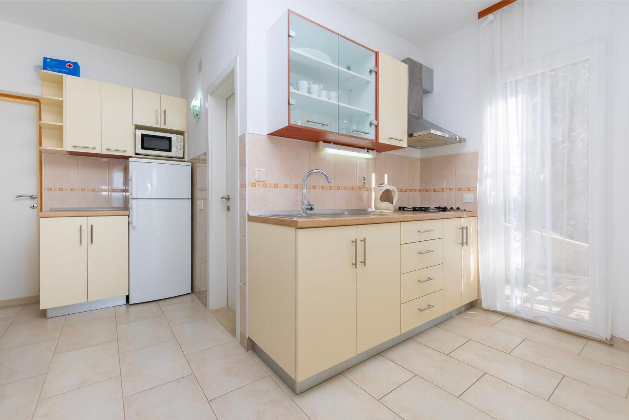 Apartments Ivo - Sea View; พิสัก ภายนอก รูปภาพ