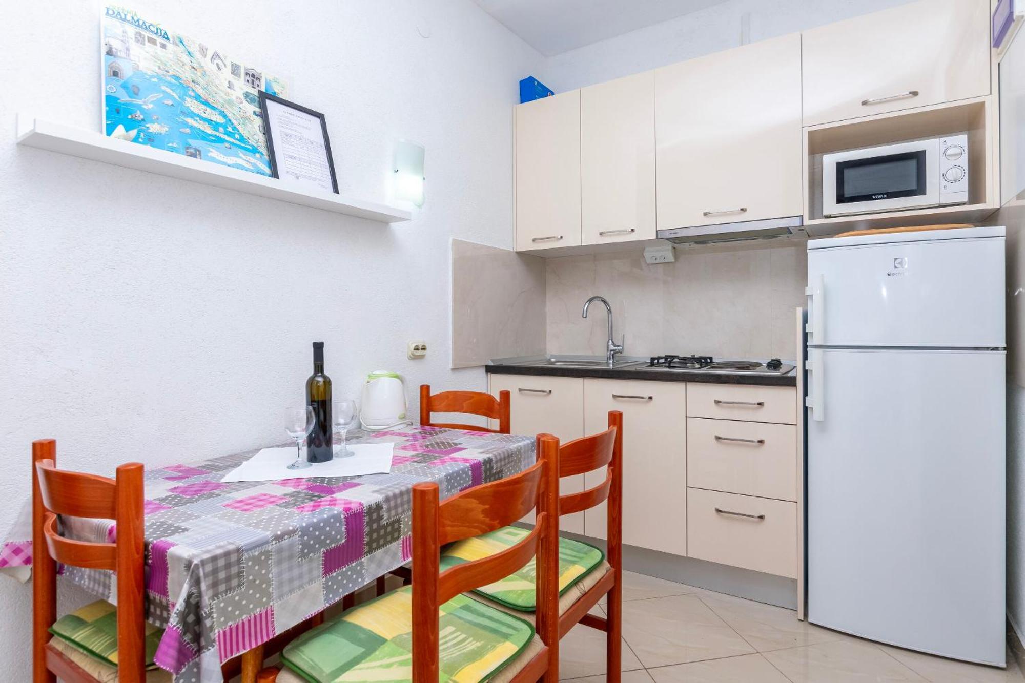 Apartments Ivo - Sea View; พิสัก ภายนอก รูปภาพ